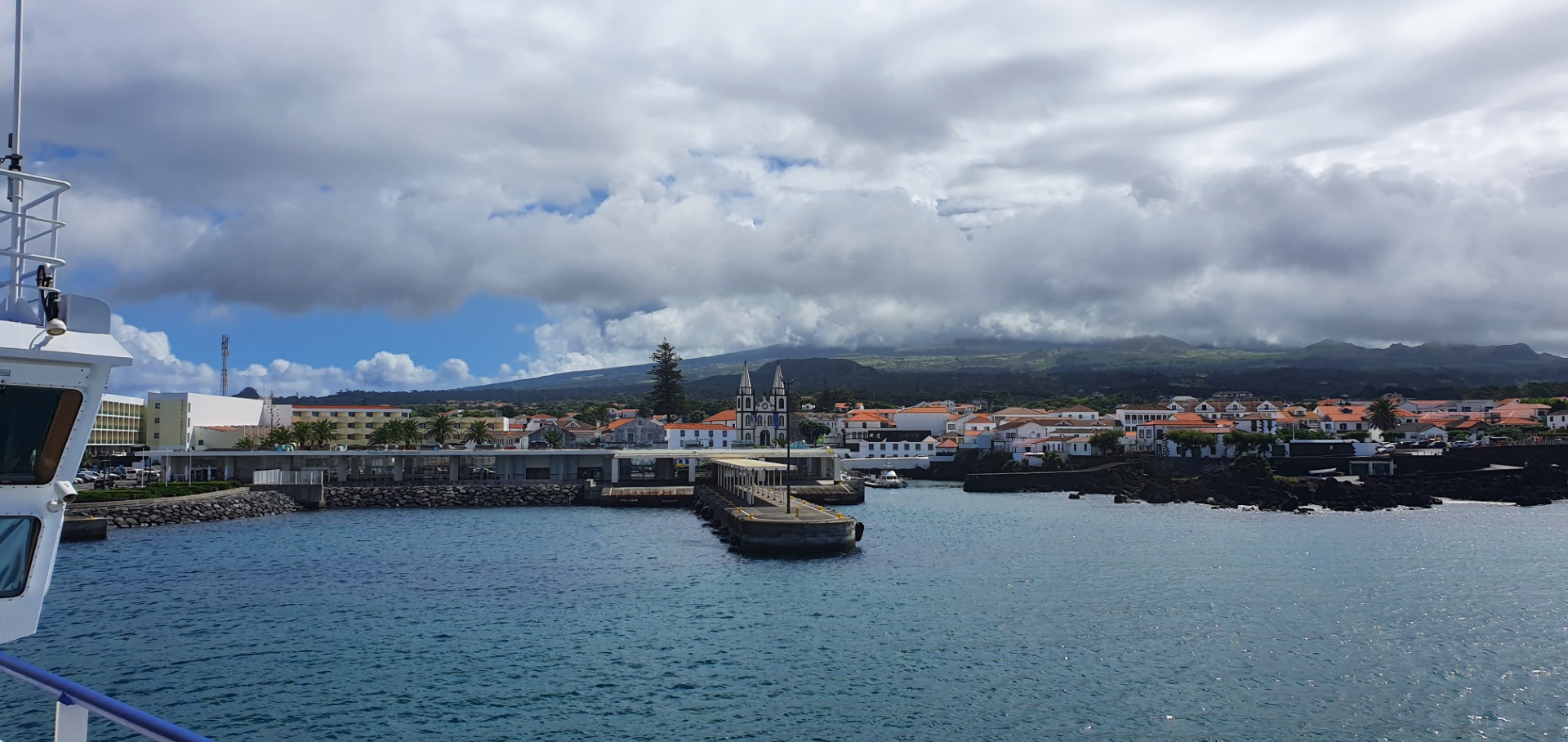 Ankunft mit dem Schiff in Madalena