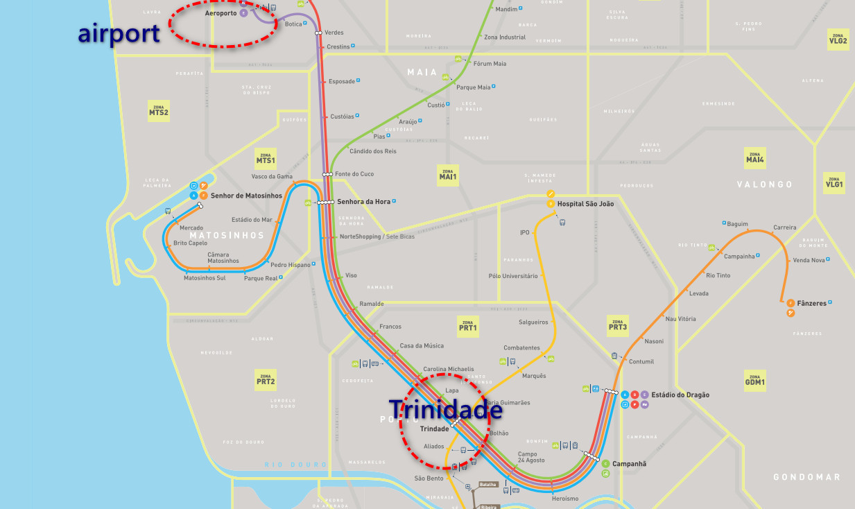Color-coded transit map showing Porto airport area, highlighted routes, and zones around Trinidad.